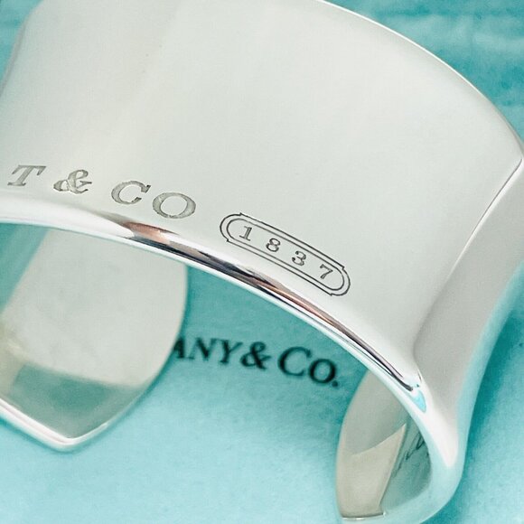Small 6.25" Tiffany & Co 1837 Extra Wide Cuff Bracelet in Sterling Silver - Picture 3 of 12
